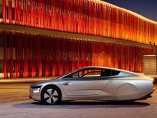 VW komt met zuinigste productieauto ooit: 1 op 100