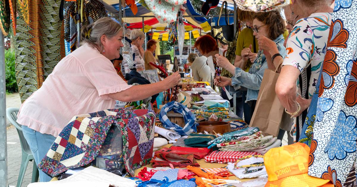 Sfeervolle ontmoeting van culturen op Exotische Markt in Nispen