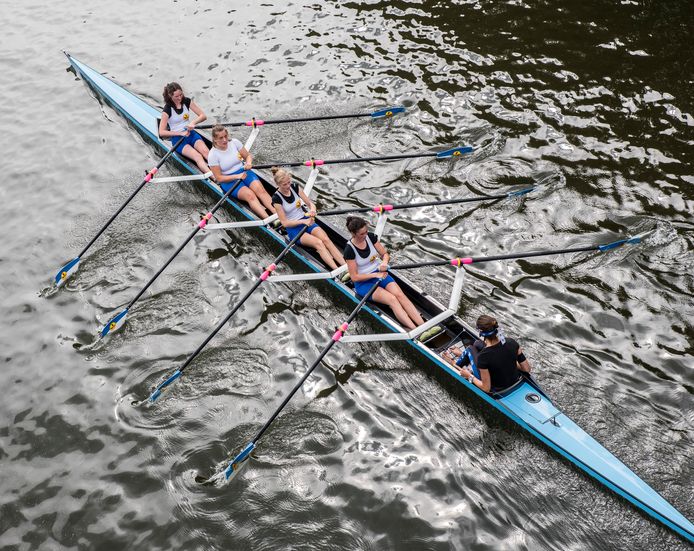 De Cottwich Almelo Regatta van de Twentse roeivereniging Amycus kende deze editie een recordaantal van 148 deelnemende boten.