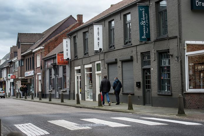 Lauw leg uit Toepassing Belgische topviroloog: Nederlanders, kom niet naar België om te winkelen |  Brabant | bd.nl
