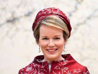Koningin Mathilde steelt de show met haar outfits in Zuid-Korea