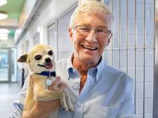 Engeland in rouw na plotse dood presentator Paul O’Grady (67), ook Camilla bedroefd