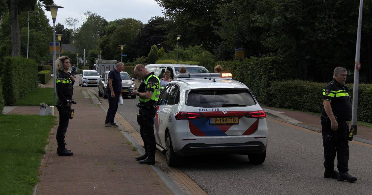 Fietser aangereden in Delden, automobilist gaat ervandoor.