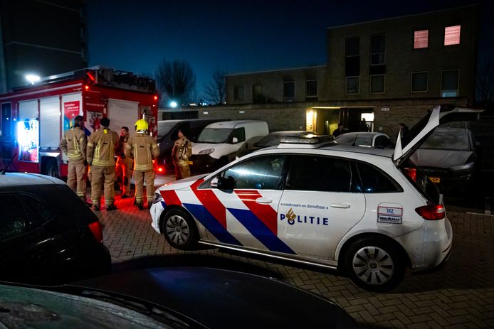 Bij een woning aan het Wim Wagenerhof in Rotterdam is een ontploffing geweest.