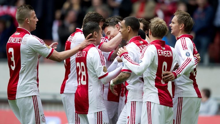 Ajax ziet titel naderen na zege tegen De Graafschap | De Morgen