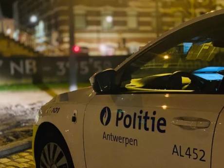 Trois hommes placés sous mandat d’arrêt pour un meurtre à Anvers