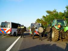 Boeren zijn met geweldsexplosie naar agenten volgens burgemeester Barneveld ‘alle grenzen overgegaan’