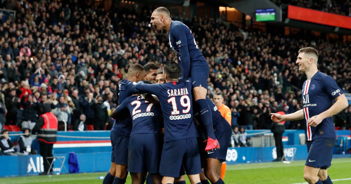 photo Frankrijk Voetbal Logo franse bond bevestigt paris saint