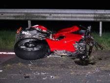 Motorrijder (29) overleden door nachtelijk ongeluk op N343 bij Hardenberg