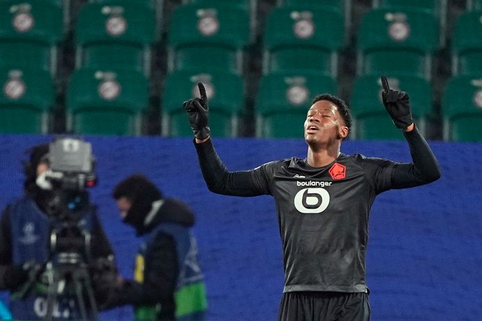 Jonathan David a doublé la mise à Wolfsburg, Lille sera en huitièmes de finale.