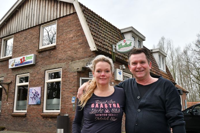 De bistro van Gerhard ten Hove en zijn vrouw Roelina zit noodgedwongen voor twee weken dicht.