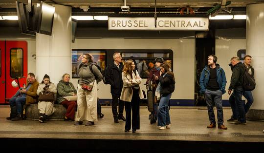 Waarom de Belg pendelkampioen blijft: ‘We subsidiëren vandaag de files’