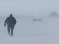 Des dizaines d'automobilistes bloqués dans le blizzard au Minnesota et dans le Dakota du Nord