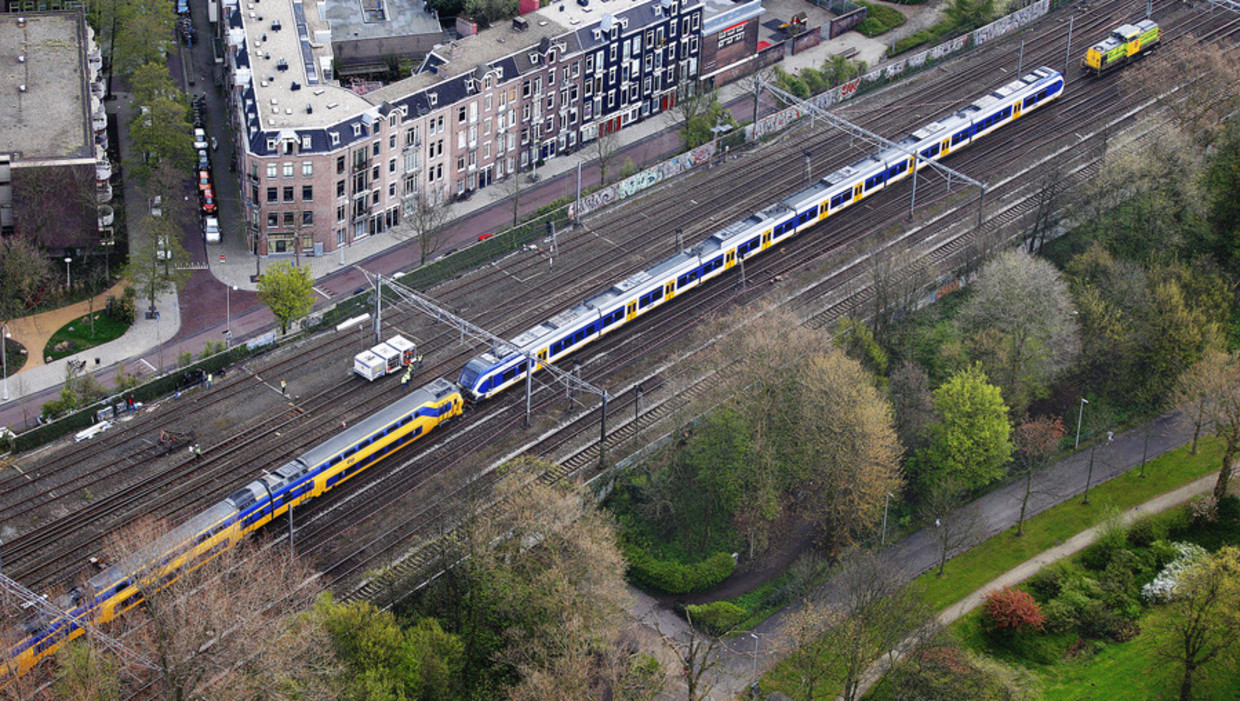 Treinverkeer bij Amsterdam komt weer op gang | Het Parool