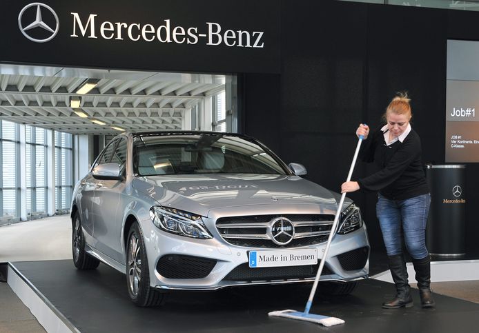 Bij Mercedes-Benz in Bremen werken ongeveer 12.500 mensen.
