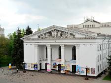 Burgers door straatgevechten nog steeds klem in schuilkelder theater Marioepol