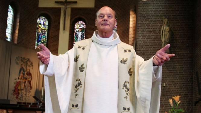 Emeritus priester Nol Sales overleden: ‘Je ging gevoed de kerk uit als hij voorging’