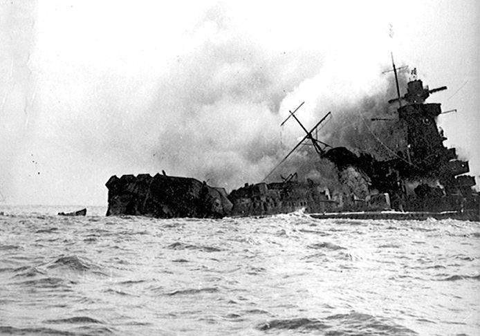 Archiefbeeld. Op 17 december 1939 bracht de kapitein de kruiser Graf Spee tot zinken net buiten de haven van Montevideo.