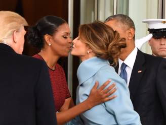Michelle Obama onthult wat ze vorig jaar van Melania Trump kreeg voor de eedaflegging - het cadeau dat voor een ongemakkelijk moment zorgde