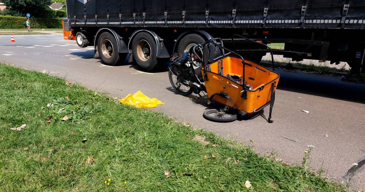 Wéér een ongeluk met een kind in een bakfiets: ‘Veel fietspaden zijn nog niet ingericht op bakfietsen’.