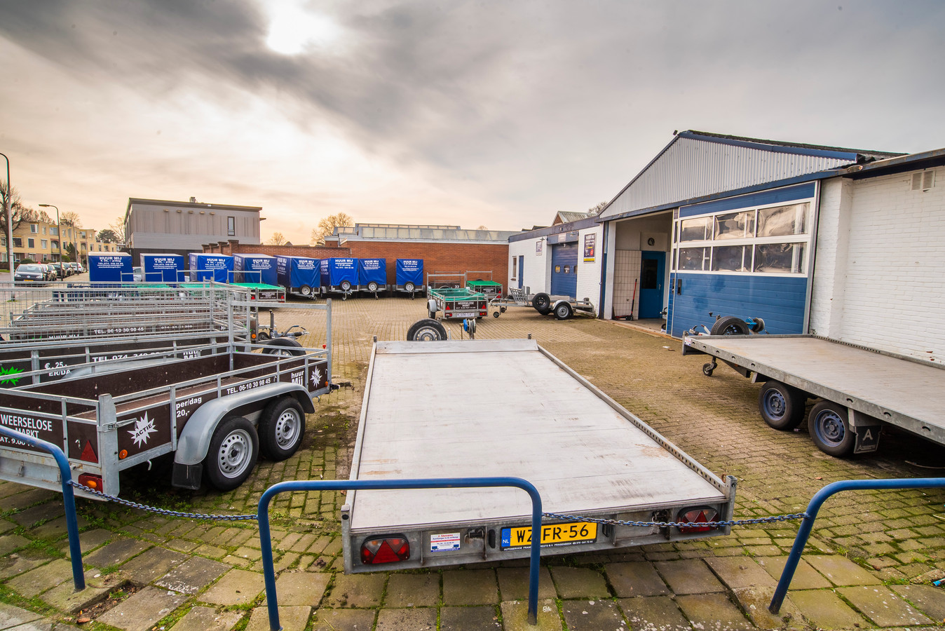 De familie Stevens uit Enschede zag een gat in de markt toen de politie aanhangers van straat