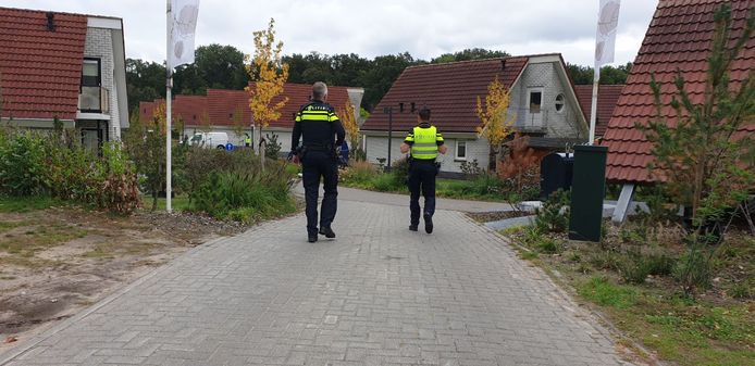 Er is zondagmiddag een stoffelijk overschot aangetroffen in Delden.