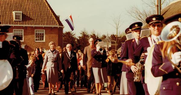 'Afscheidsfilm biedt fraai tijdsbeeld wederopbouw' | Woerden - AD.nl