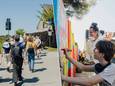 Leerlingen van GO! Kunstacademie De Poel, afdeling Evergem, fleurden de trage weg ‘Ter Eekschekerkweg’ op