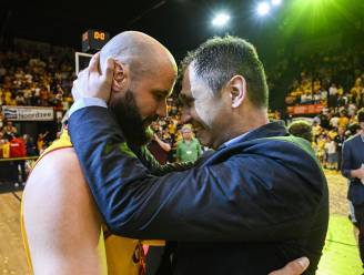 Dusan Djordjevic neemt afscheid van Oostende met een twaalfde landstitel op rij: “Bedankt”