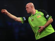 Chris Dobey sloopt Michael van Gerwen in halve finale Premier League Darts