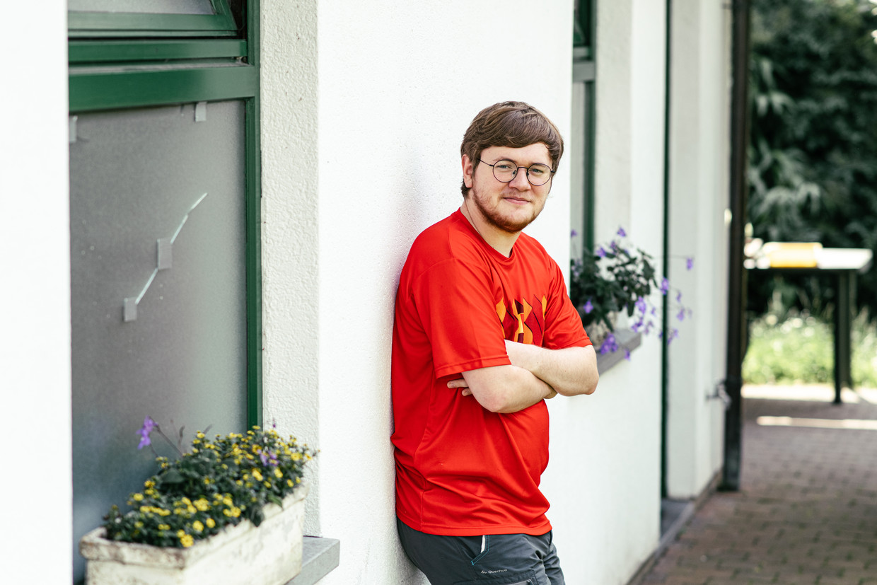 Kamiel Vijverman: 'Ik leen aan 1,19 procent, wat best oké is. Volgens mij heb ik een goede deal gedaan: het appartement zal alleen maar in waarde toenemen.' Beeld Tine Schoemaker