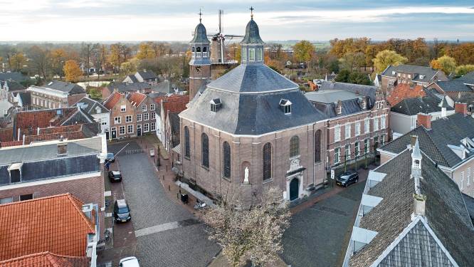 Ravenstein eist overleg over Luciakerk en roept hulp van bisschop in