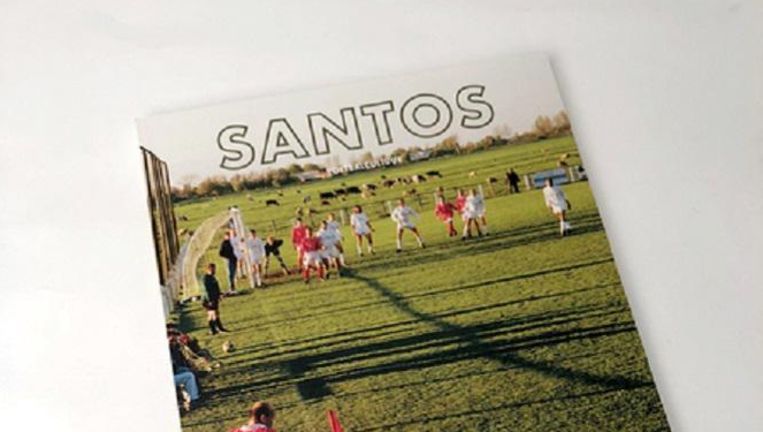 Het voetbalblad Santos Beeld   