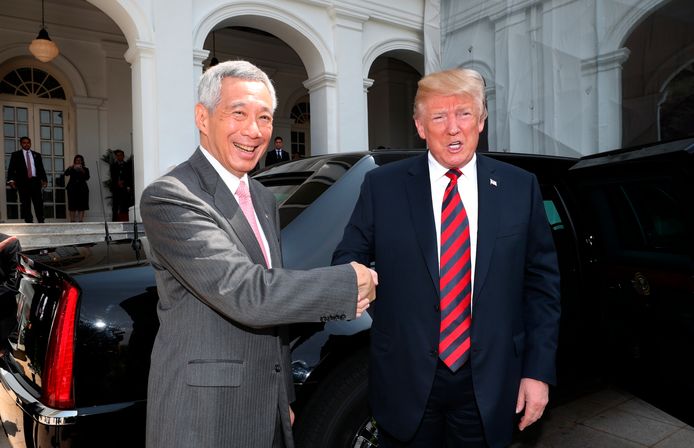 Trump met de Singaporese premier Lee Hsien Loong.