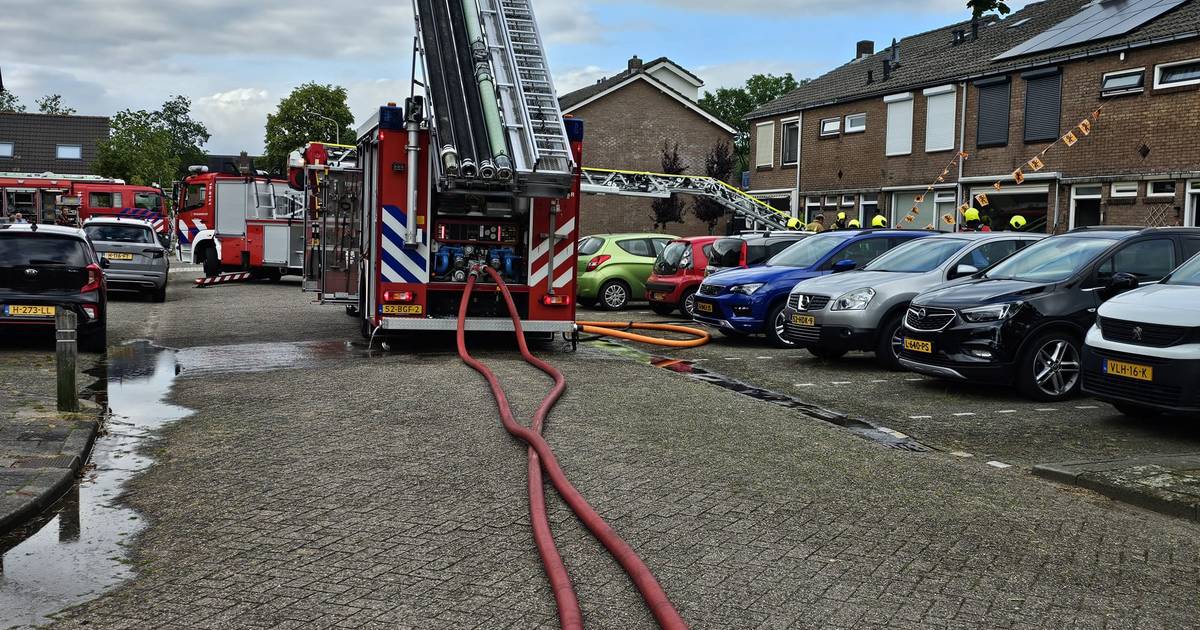 Woningbrand op 't Hoog in Hoogblokland onder controle, niemand gewond