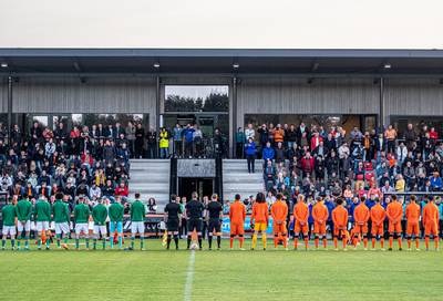 Volksliederen klinken bij interland op sportpark EGS’20