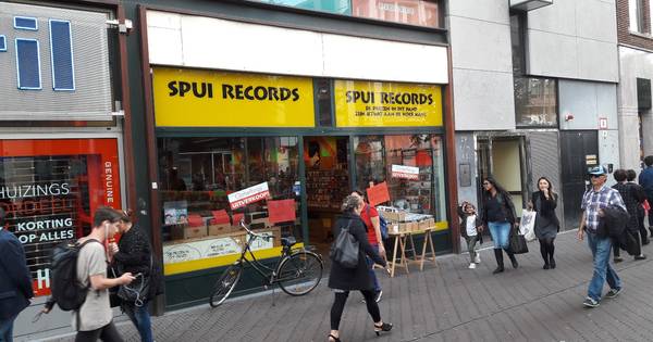 Meest klantonvriendelijke winkel' Spui Records houdt ermee op ...