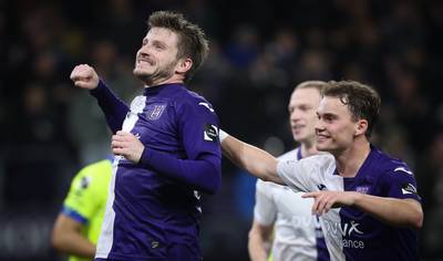 LIVE: le but de Julien De Sart annulé après intervention du VAR (1-0)