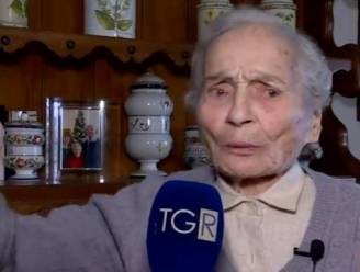 Politie betrapt 103-jarige vrouw zonder rijbewijs achter stuur van onverzekerde auto