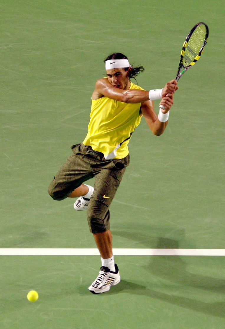 Rafael Nadal bereikt in de terecht verketterde Capribroek de kwartfinale van de Australian Open. Beeld reuters