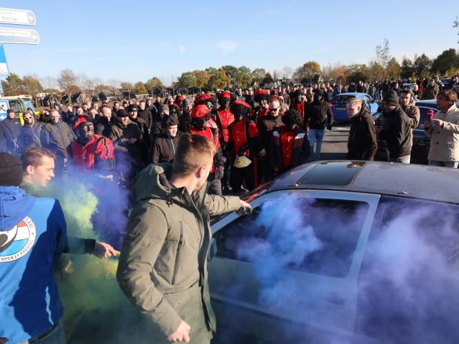 Relschoppers verhinderen Zwarte Piet-protest in Staphorst: politie start onderzoek, KOZP doet aangifte