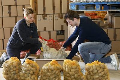 Aardappelbestellingen rijzen de pan uit
