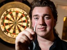 Dartstalent Danny Jansen bevestigt status met overtuigende zege in eerste ronde