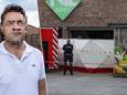 Hasan Y. zit thuis met een enkelband na de dodelijke steekpartij in zijn superette eind vorige maand.