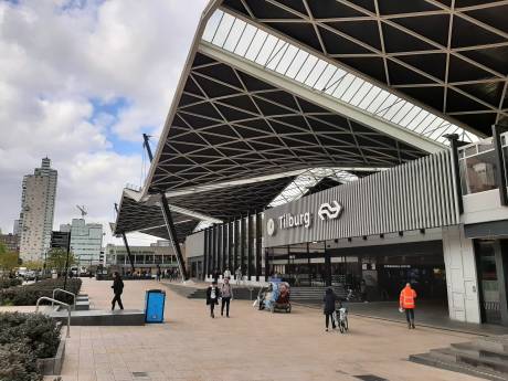 Drie mannen opgepakt voor poging tot straatroof bij station Tilburg