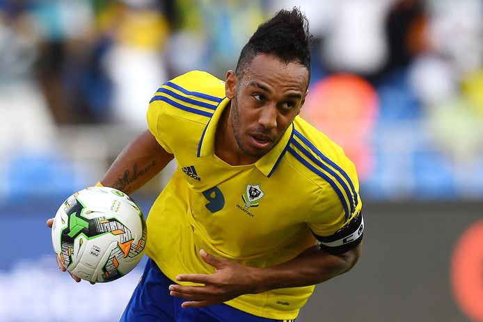 Pierre-Emerick Aubameyang in het shirt van Gabon.