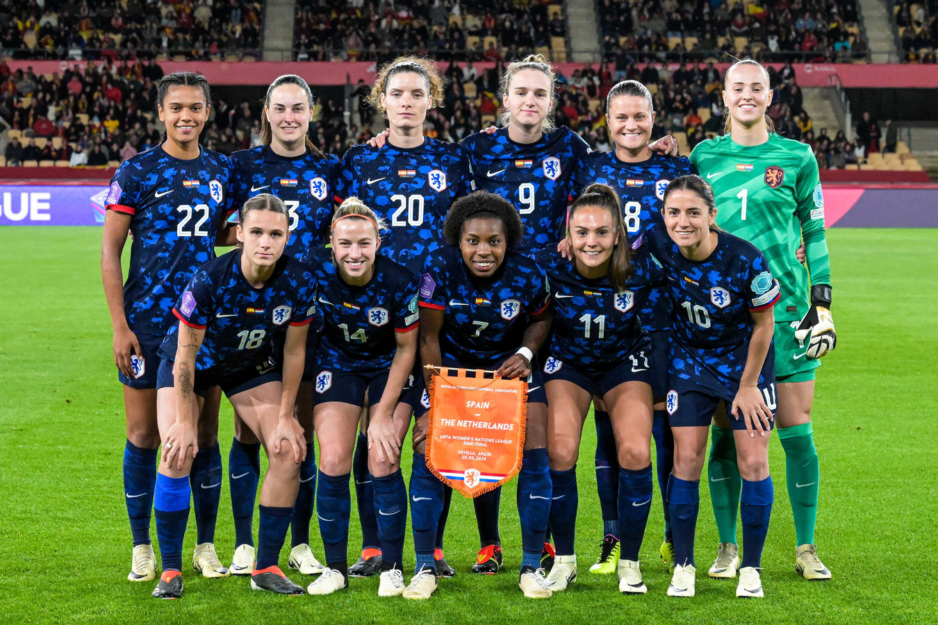 Zware start voor Oranje Leeuwinnen in EKkwalificatie 2025 Italië