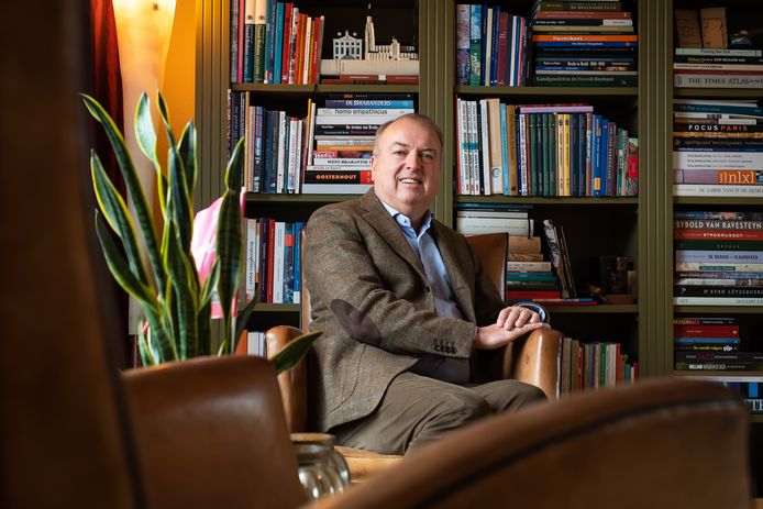 Peter van der Velden gaat als informateur het formatieproces in de gemeente Drimmelen leiden.