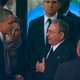 Obama schudt hand Raúl Castro