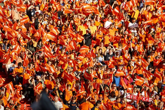 Kleuren de stadions in Duitsland oranje tijdens het EK?